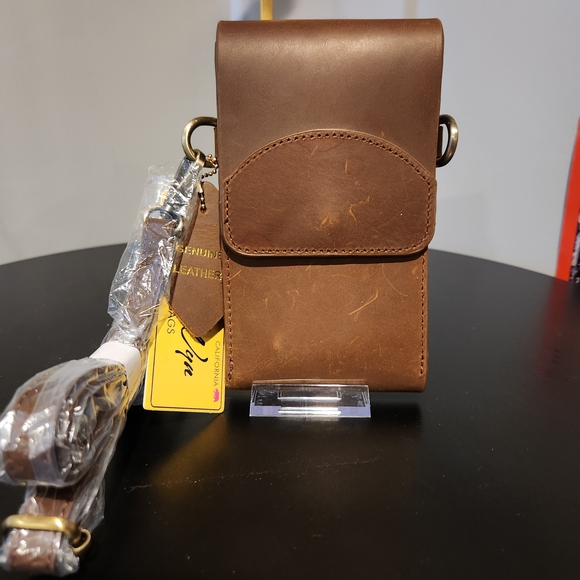 Handbags - Brown Leather Crossbody Bag